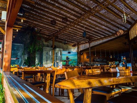 Jundu Restaurante Lounge Bar