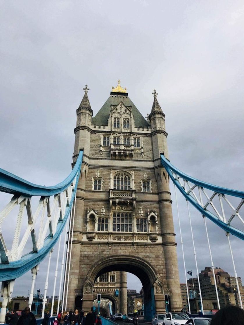 Place Tower Bridge