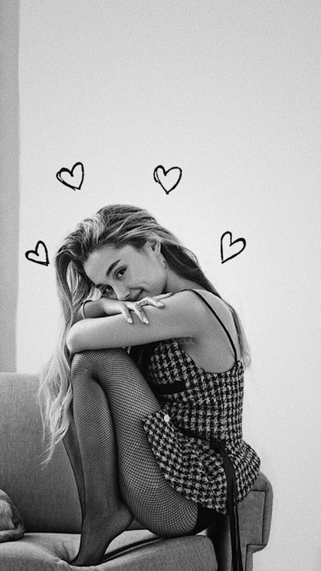 Social Wallpapers Ariana 🐇