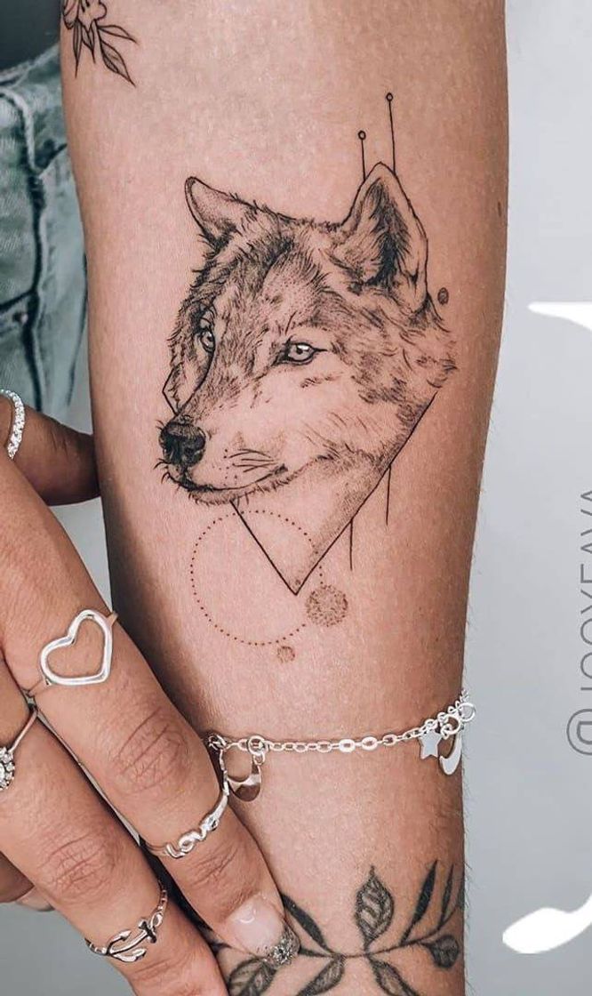 Fashion Tatuagem de lobo