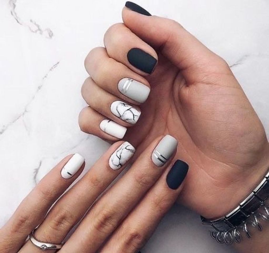 Fashion Nails 