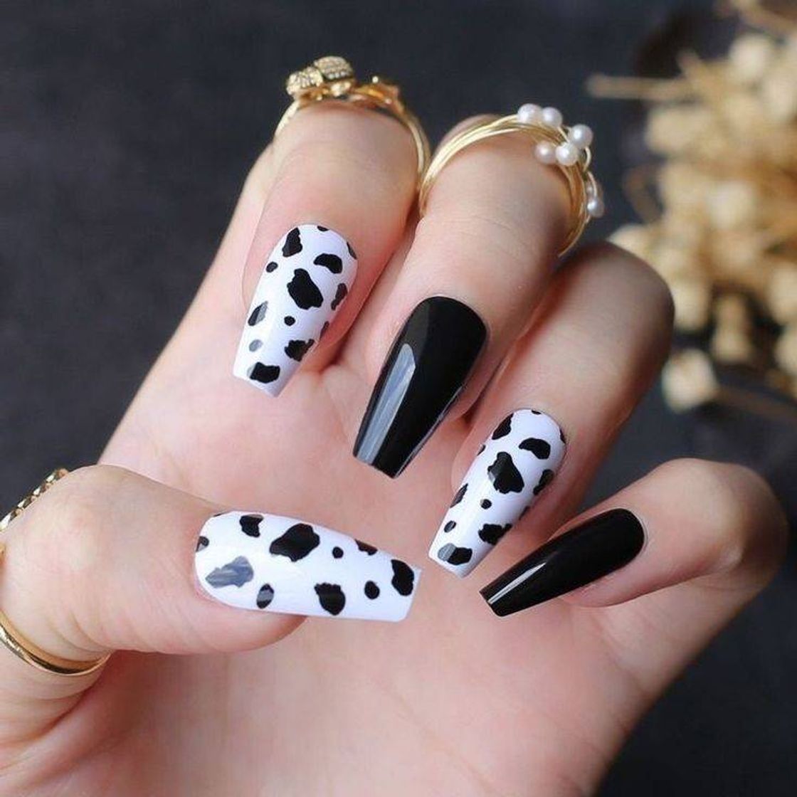 Fashion Unhas de vaquinha 🖤