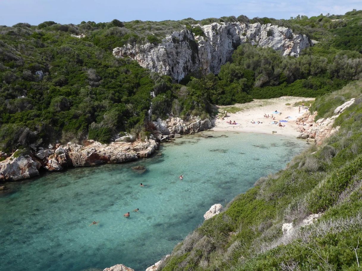 Place Cala De Biniparratx