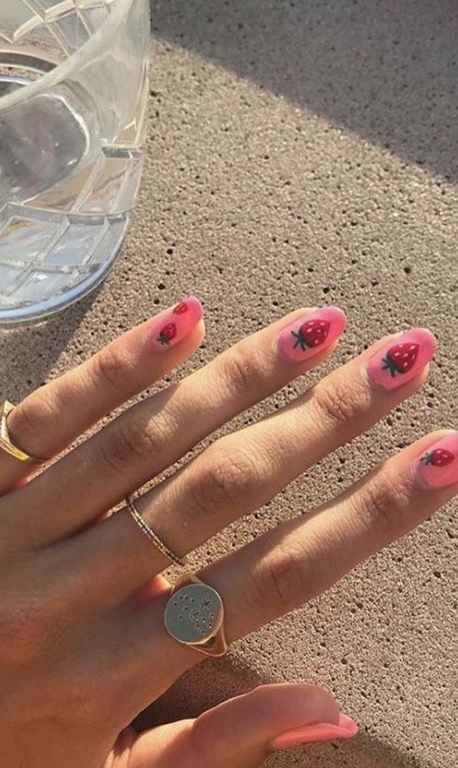 Social unhas de moranguinho