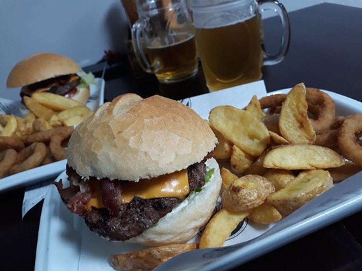 Restaurantes Brutus Burger Grill