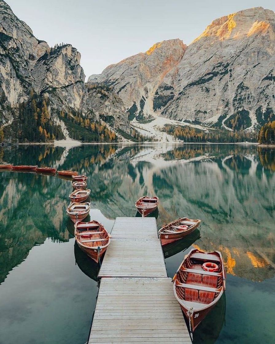 Moda Lago Di Braies, Dolomitas - Itália 