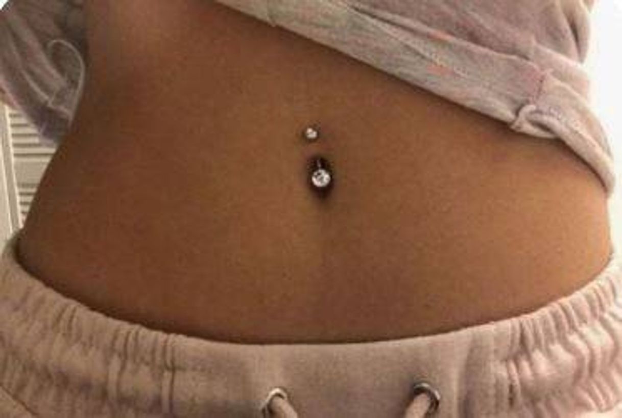 Moda Piercing no umbigo 🌚