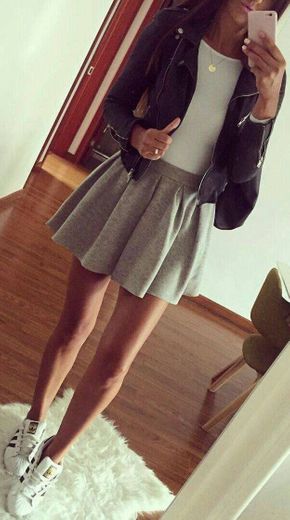 •••-Outfit Mujer -•••