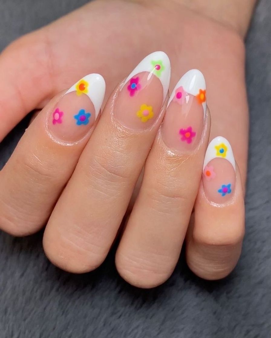 Social Inspo nails
