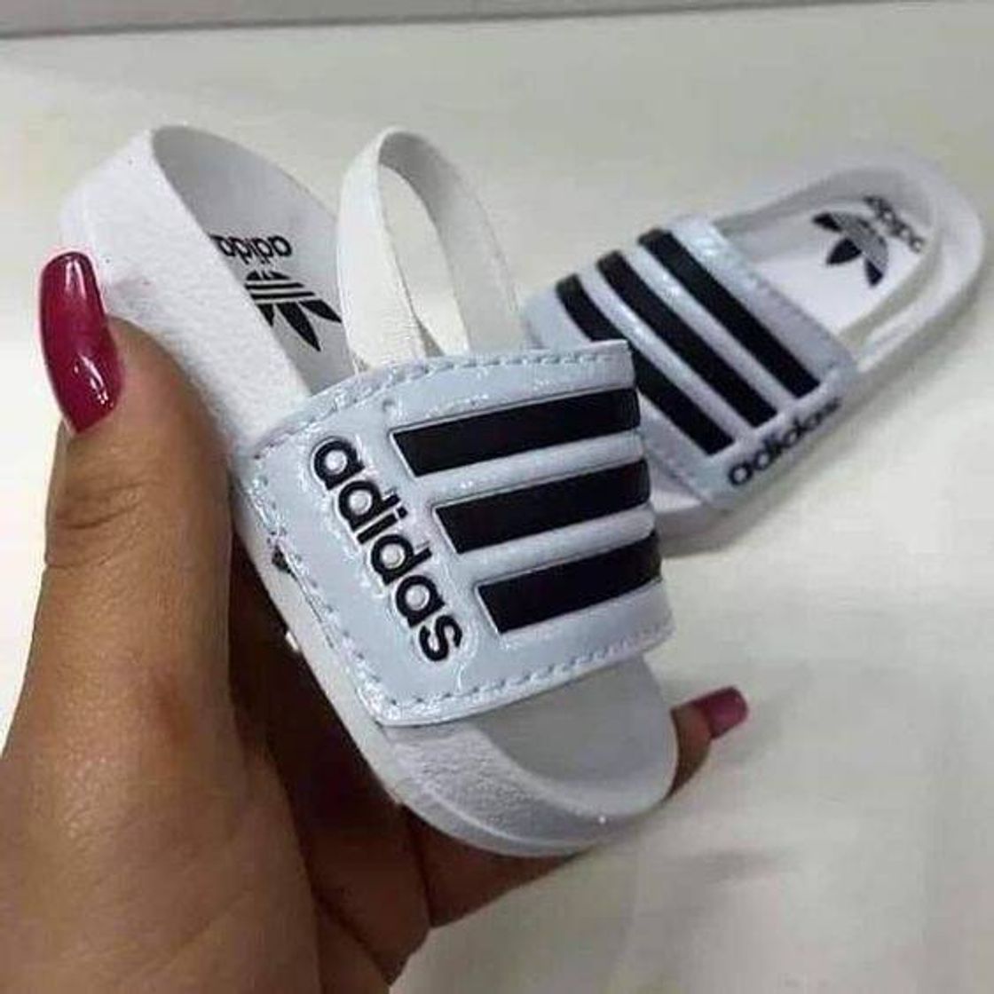 Moda CHINELINHO ADIDAS👶