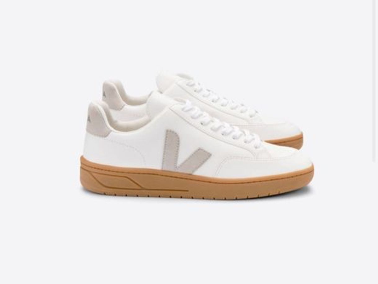 Fashion VEJA V-12 LEATHER WHITE NATURAL GUM SOLE