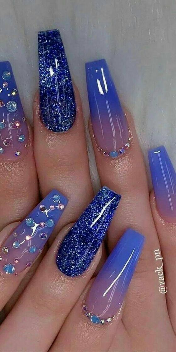 Moda Unhas azuis 💙