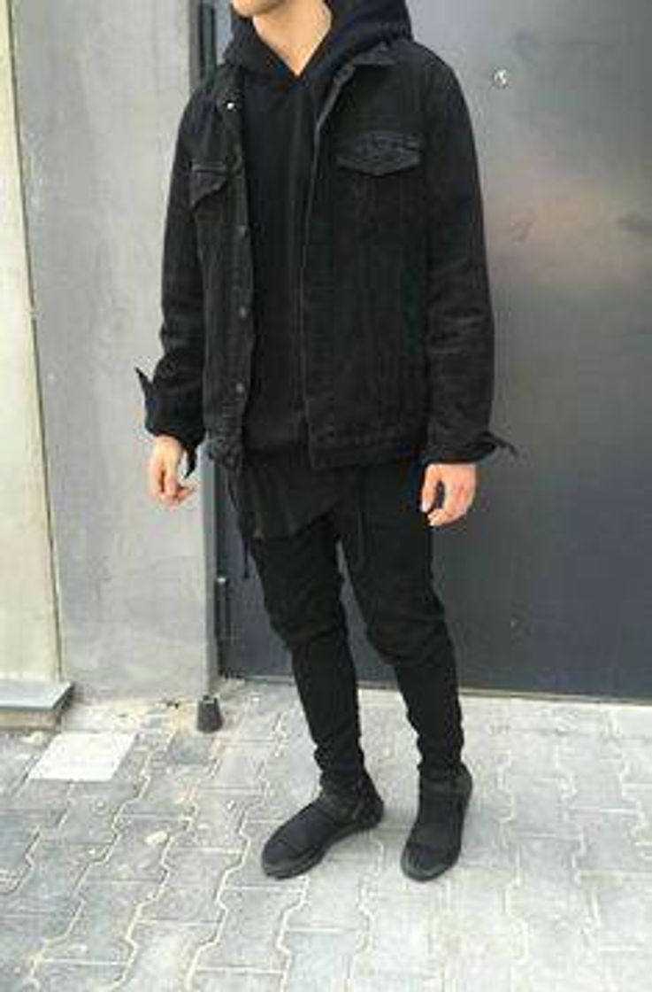 Moda estilo all black