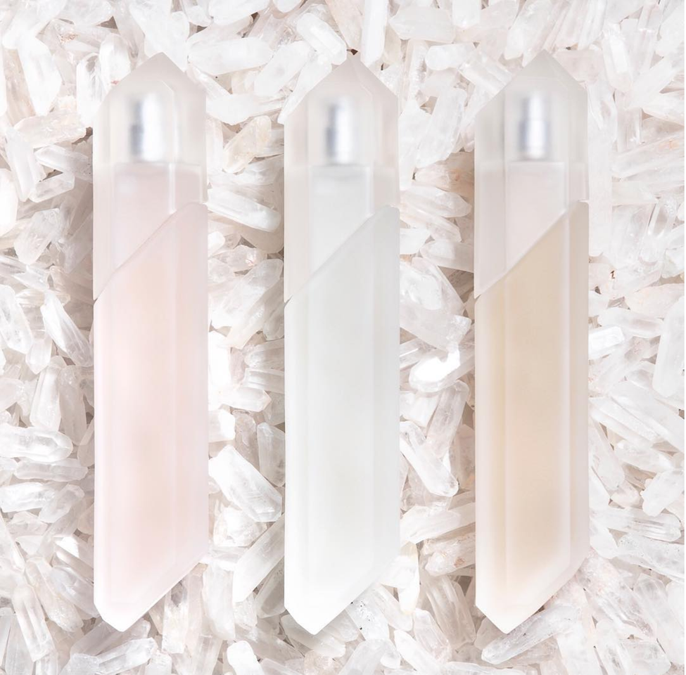 Social CRYSTAL GARDENIA