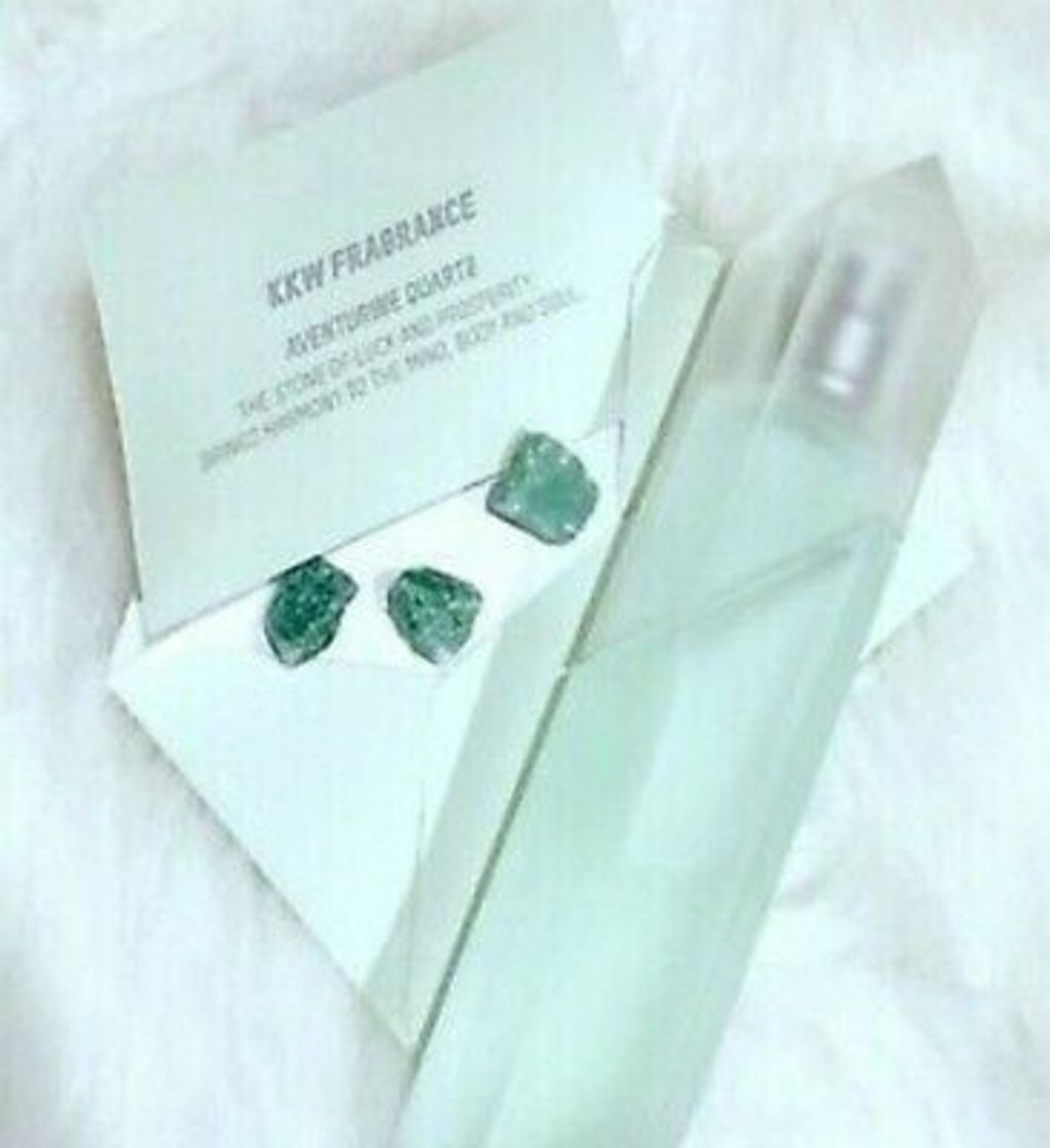 Social CRYSTAL PEAR & PEONY
