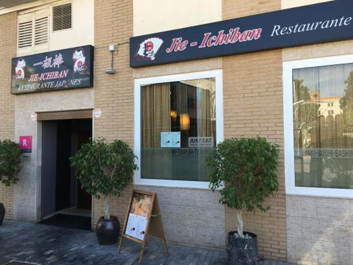 Restaurants Restaurante Japonés Jie Ichiban