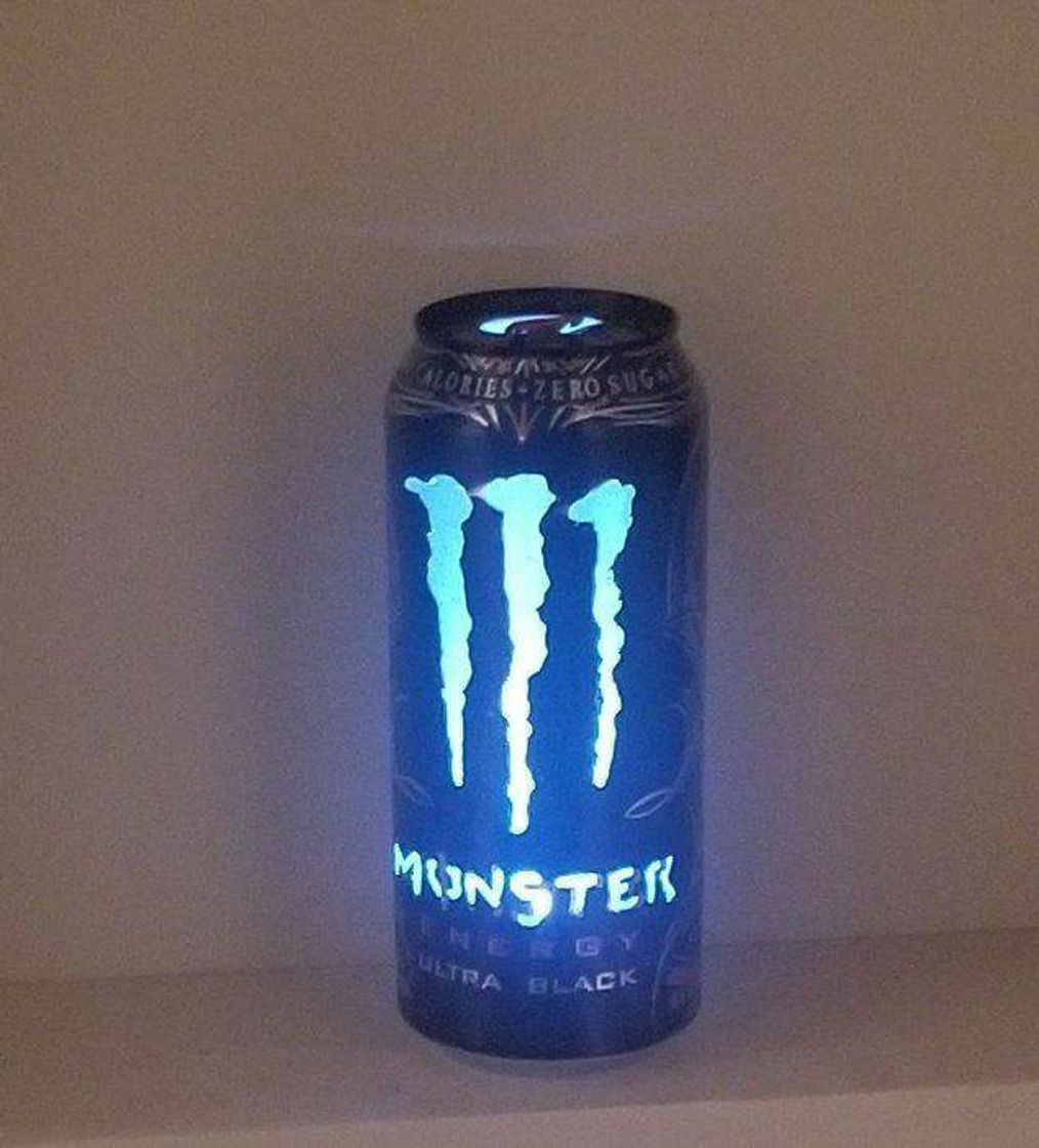 Social luminária com latinha de monster