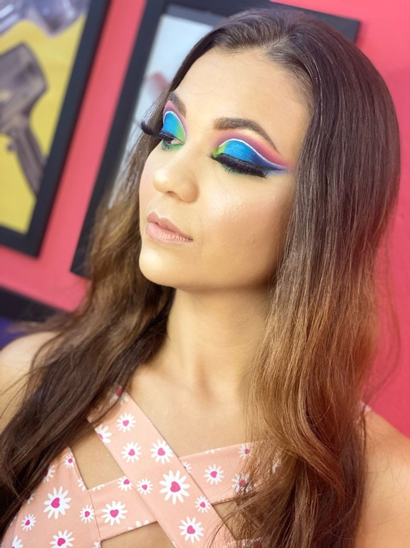 Moda Cut crease colorido