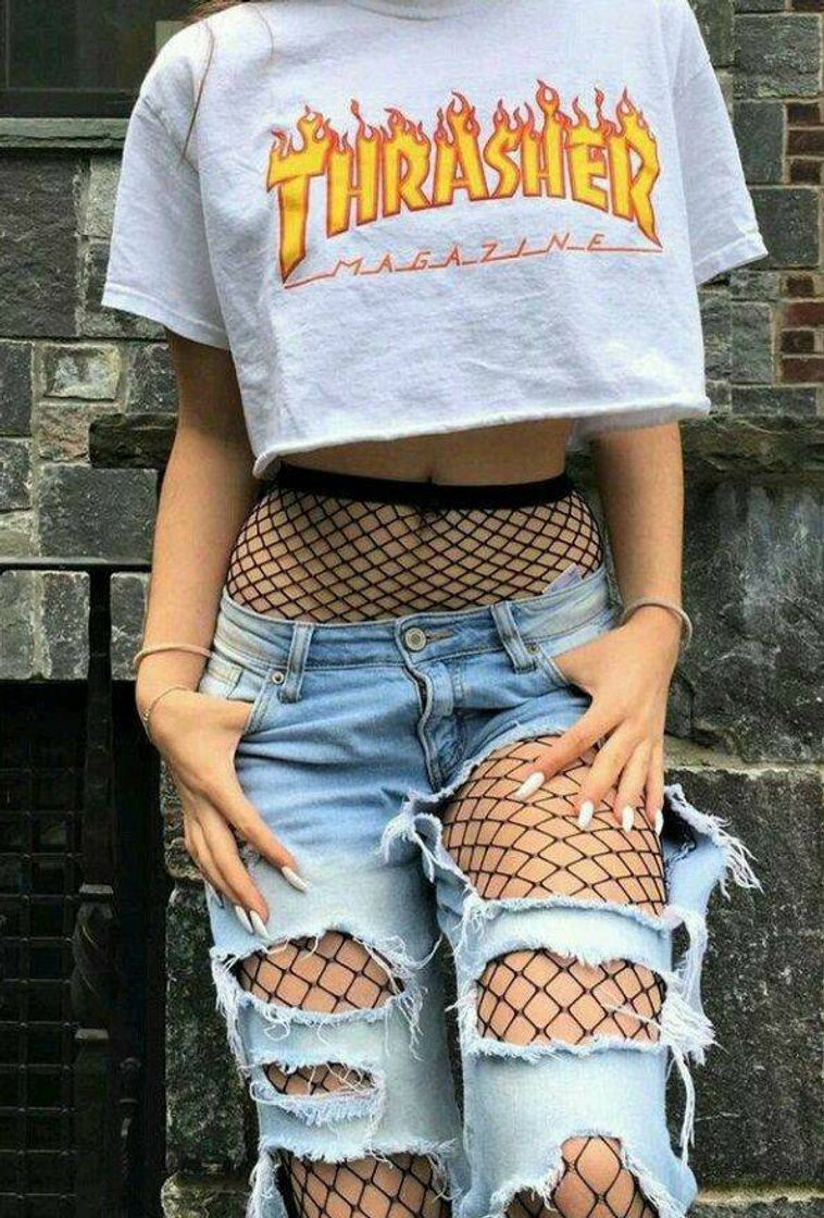 Fashion Look com cropped da thrasher