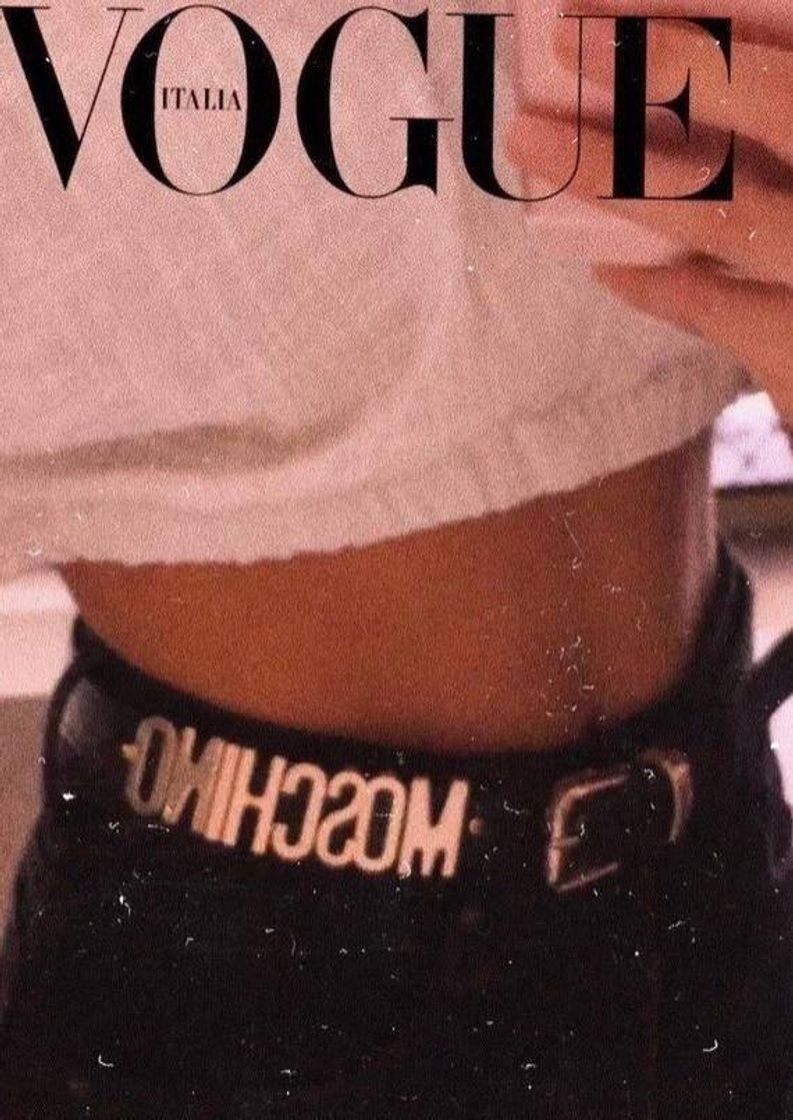 Social fashion in 90's aesthetic ⚡