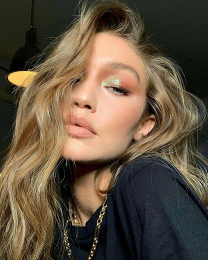 Gigi Hadid Makeup