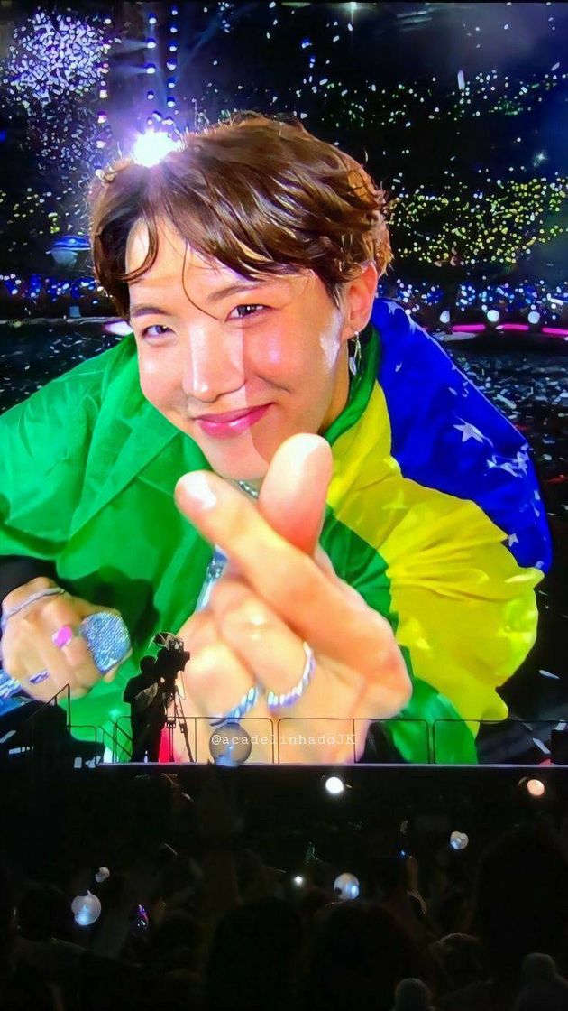 Moda Hoseok no Brasil😭😭💜