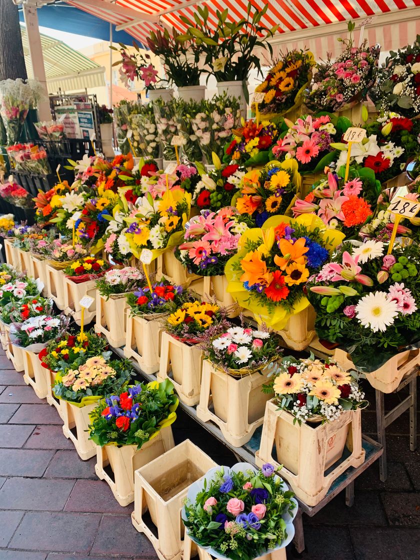 Places MARCHÉ AUX FLEURS COURS SALEYA (COURS SALEYA)