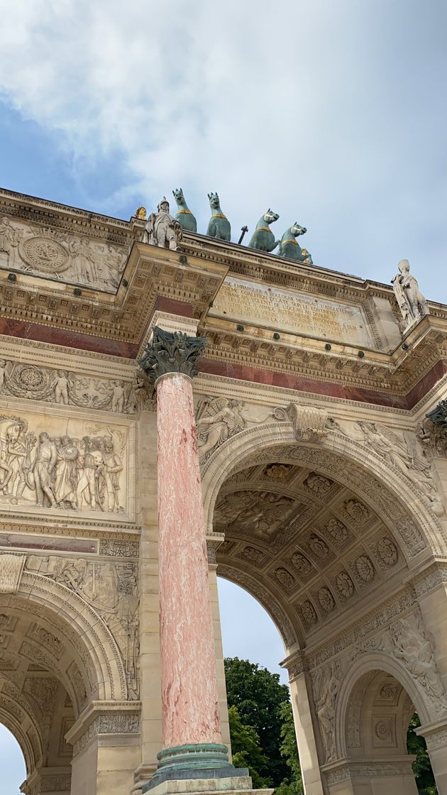 Place Arc de Triomphe du Carrousel