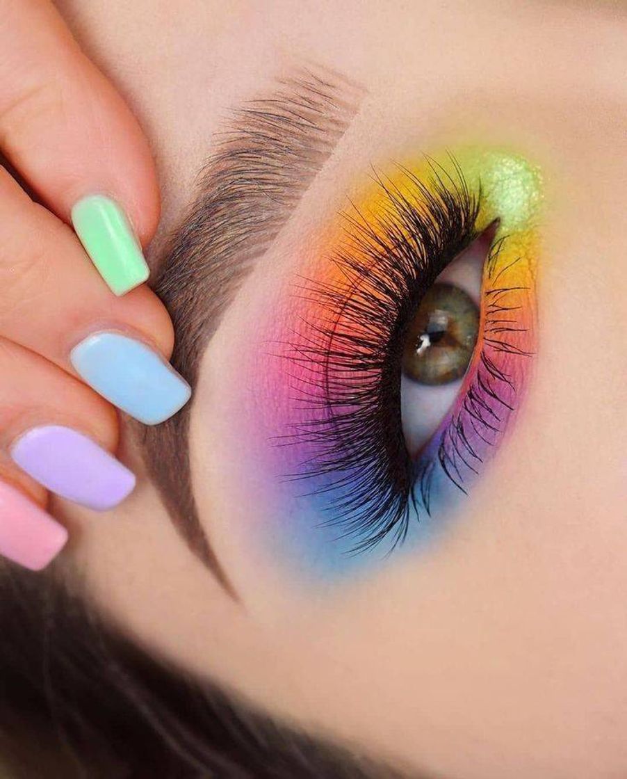 Maquiagem 💄 super colorida muito perfeita 