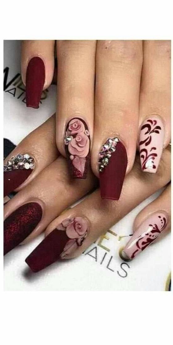 Moda Unhas trabalhadas