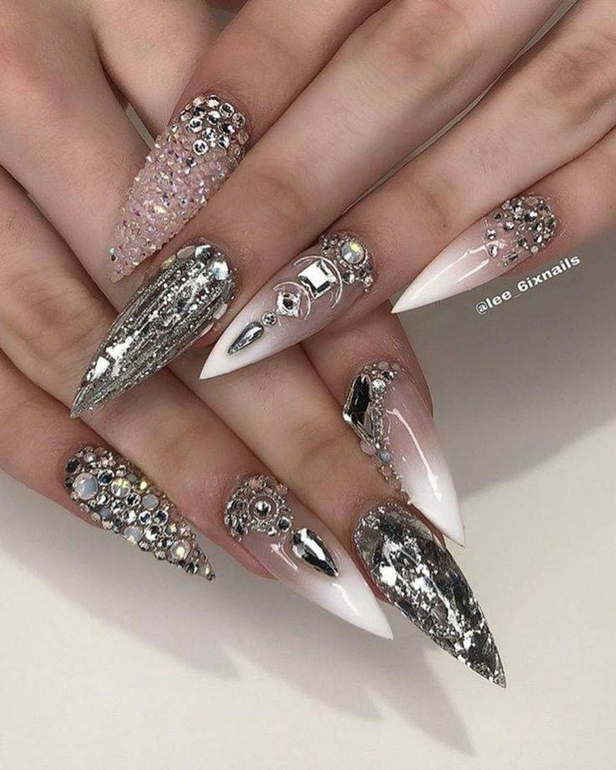 Moda Nail