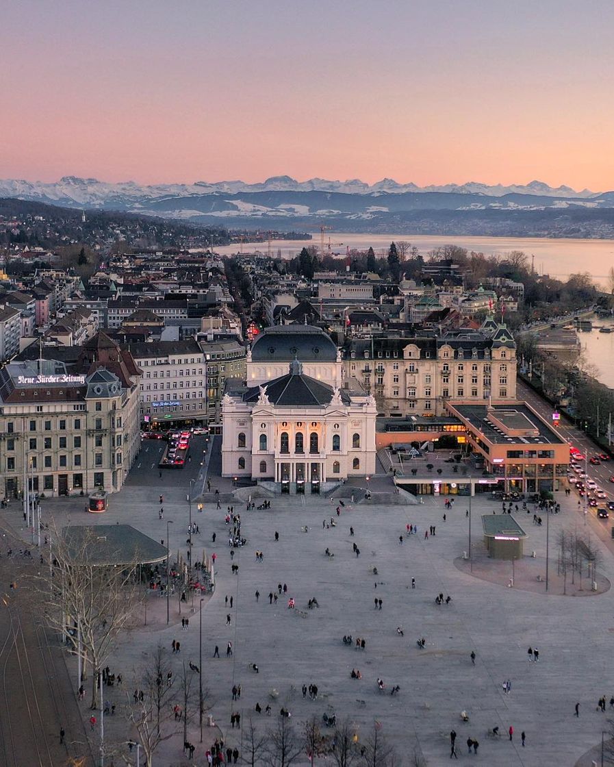 Place Zürich Opera House