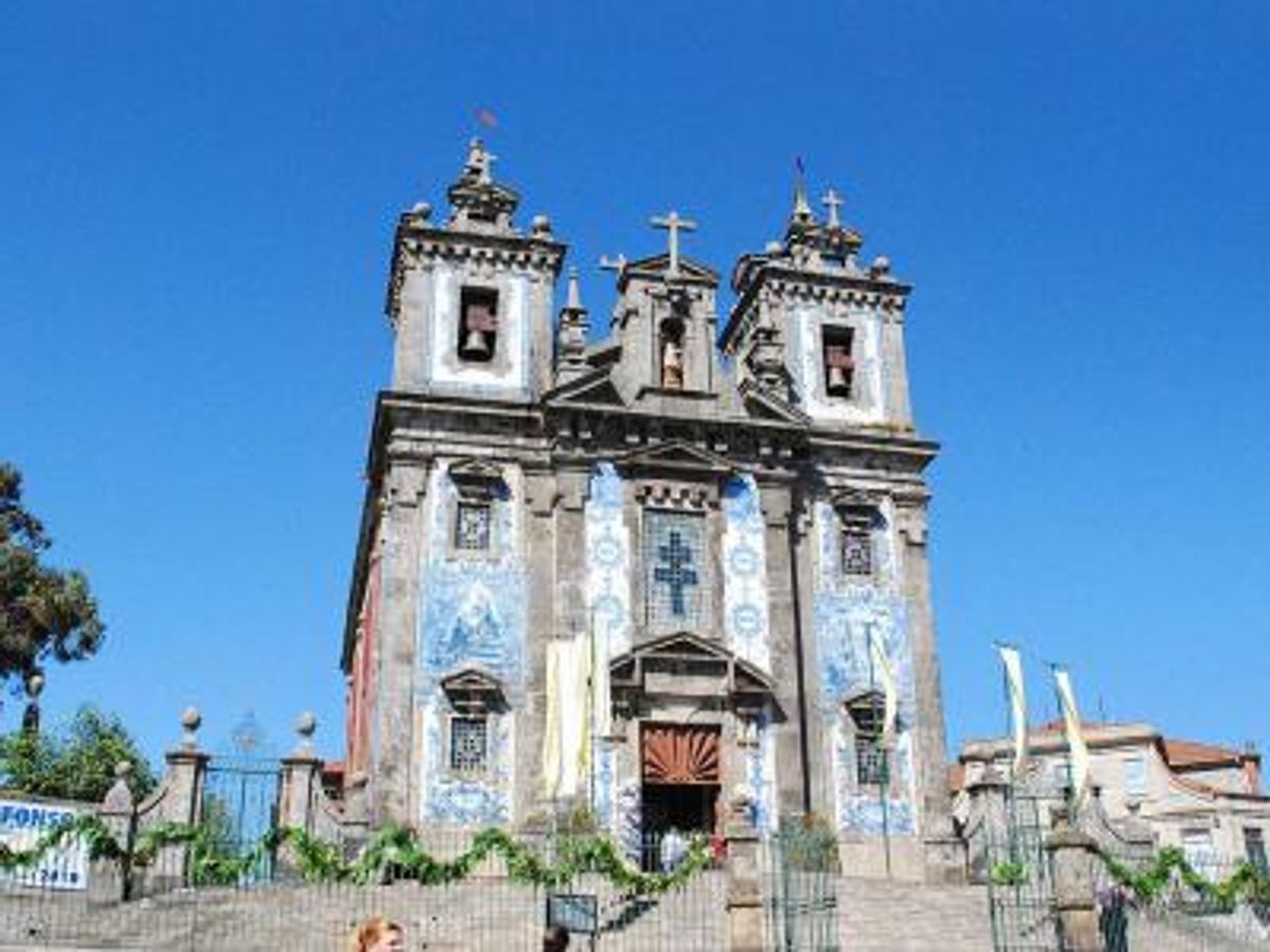 Lugar Iglesia de San Ildefonso