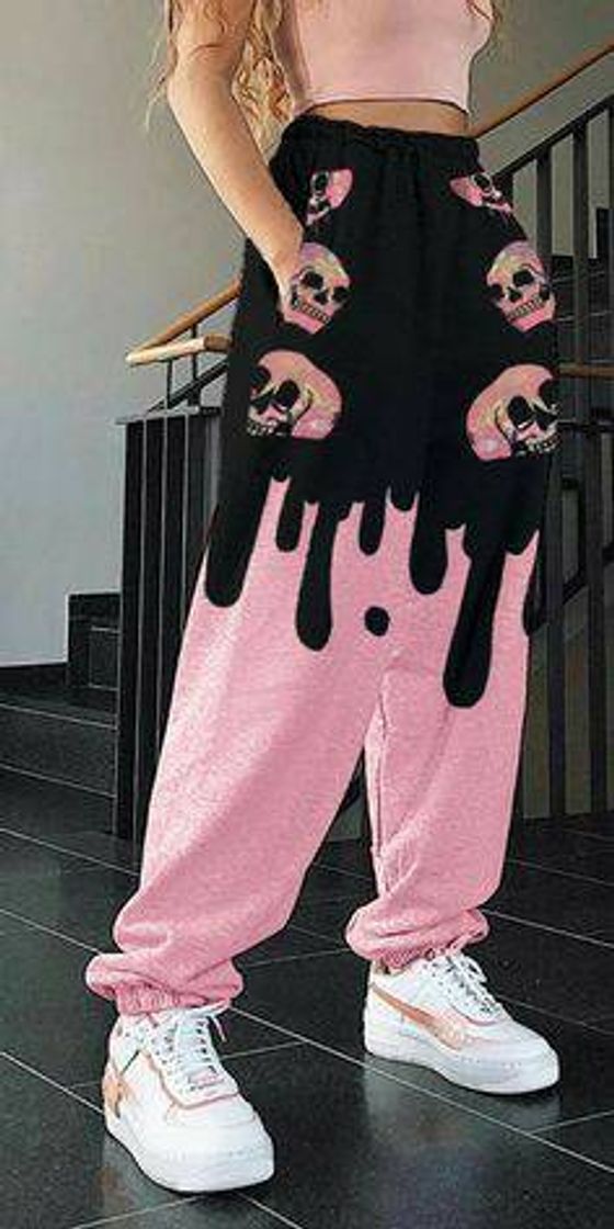 Calça moletom estilosa