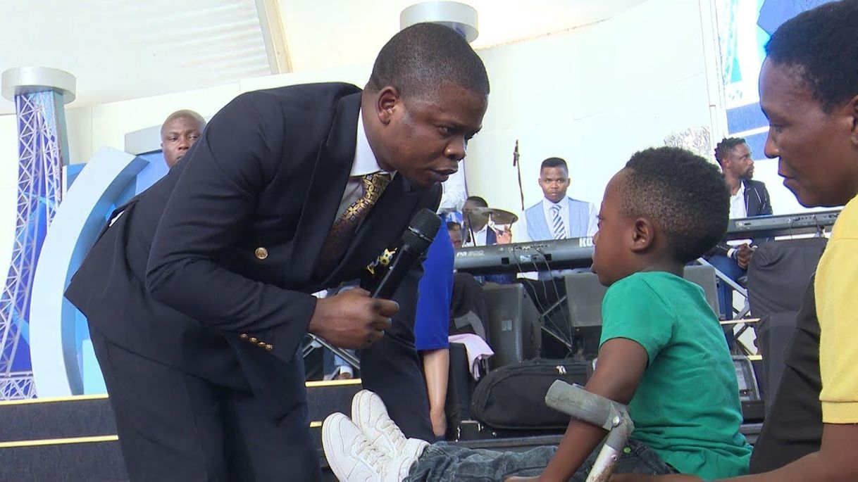 Social Watch This ~This Boy Never Walked Since He Was Young~His ...