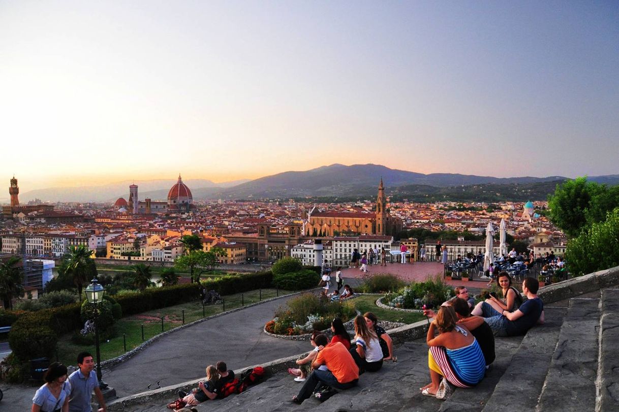 Lugar Piazzale Michelangelo