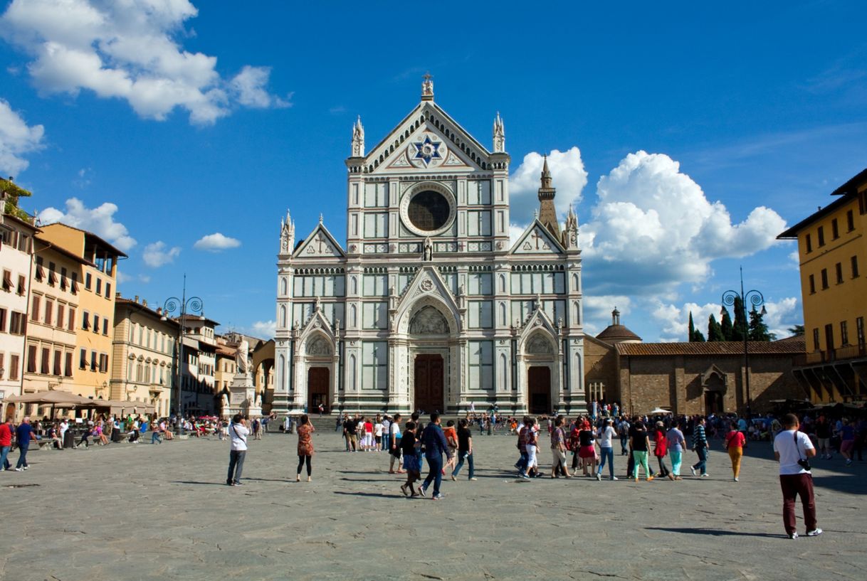 Place Piazza di Santa Croce