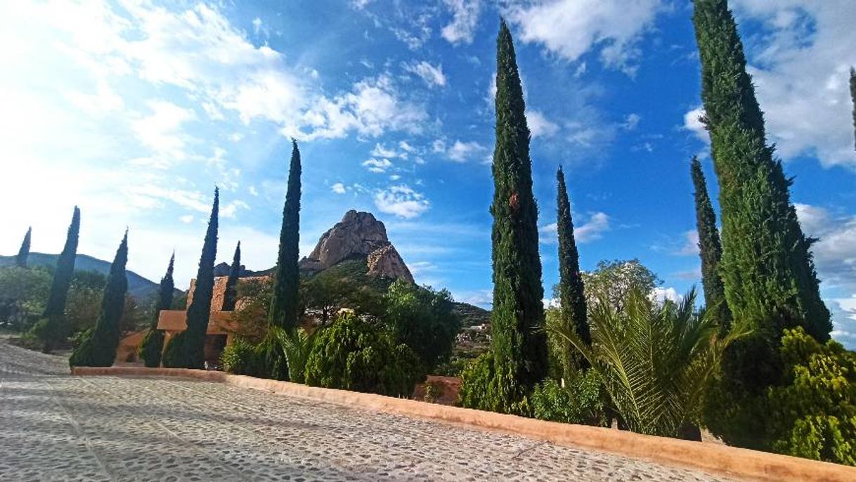 Place Peña de Bernal