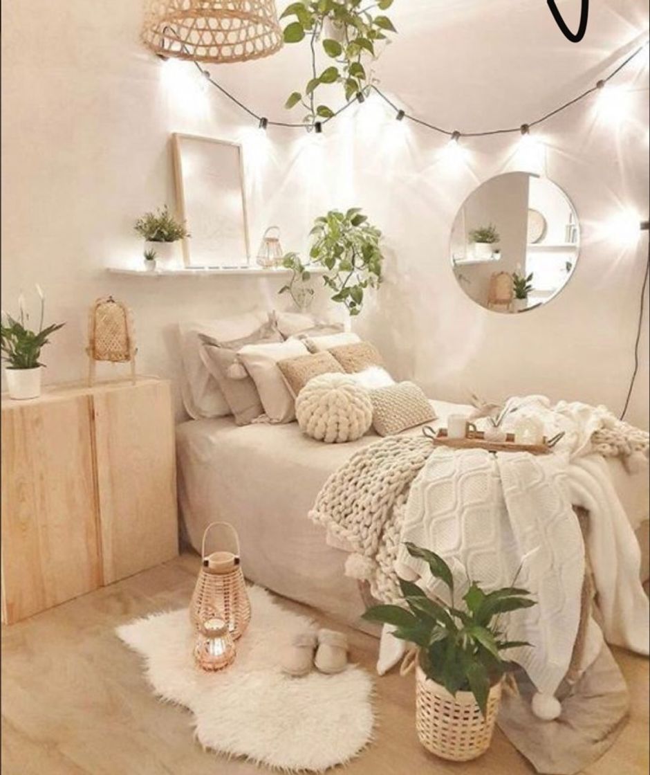 Moda aesthetic room decor 