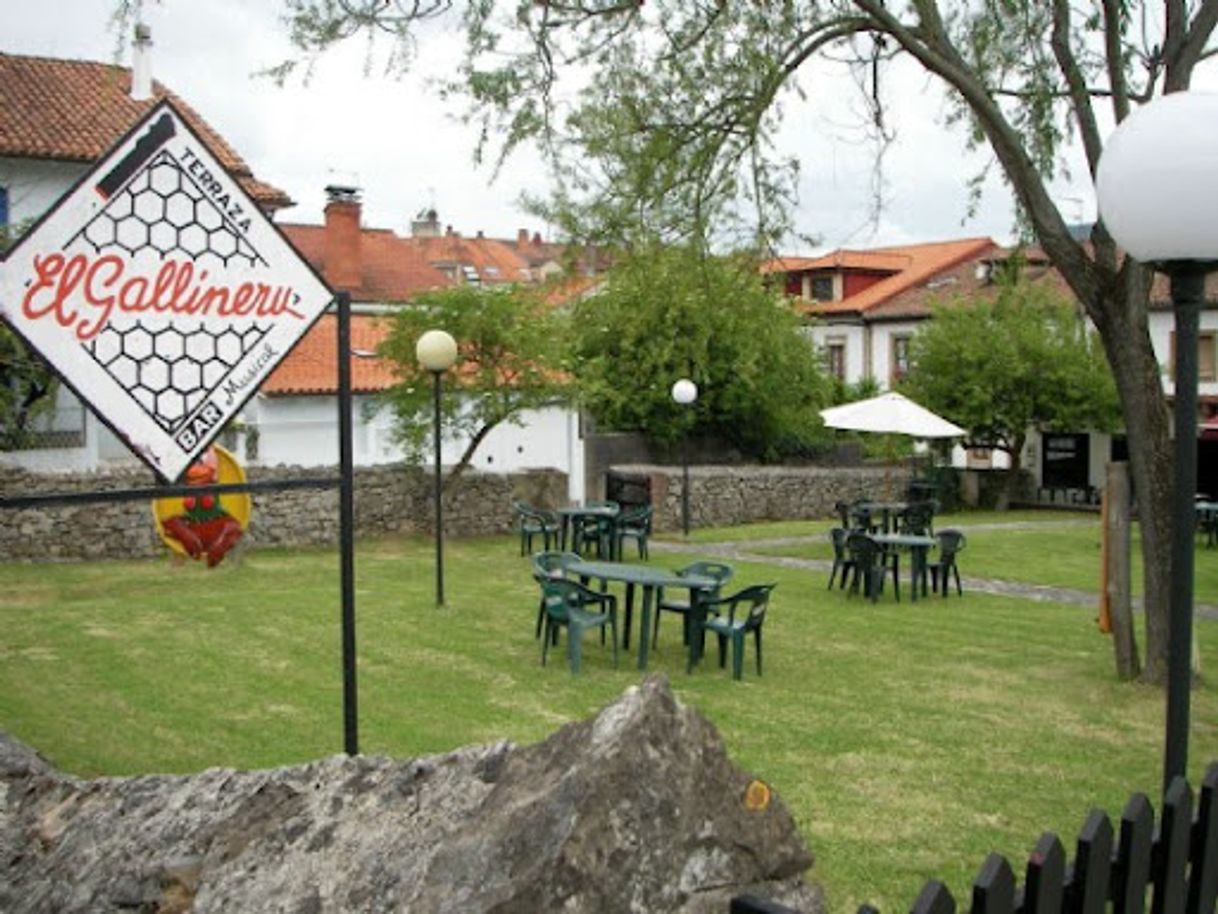 Restaurants El Gallineru Casa de Comidas