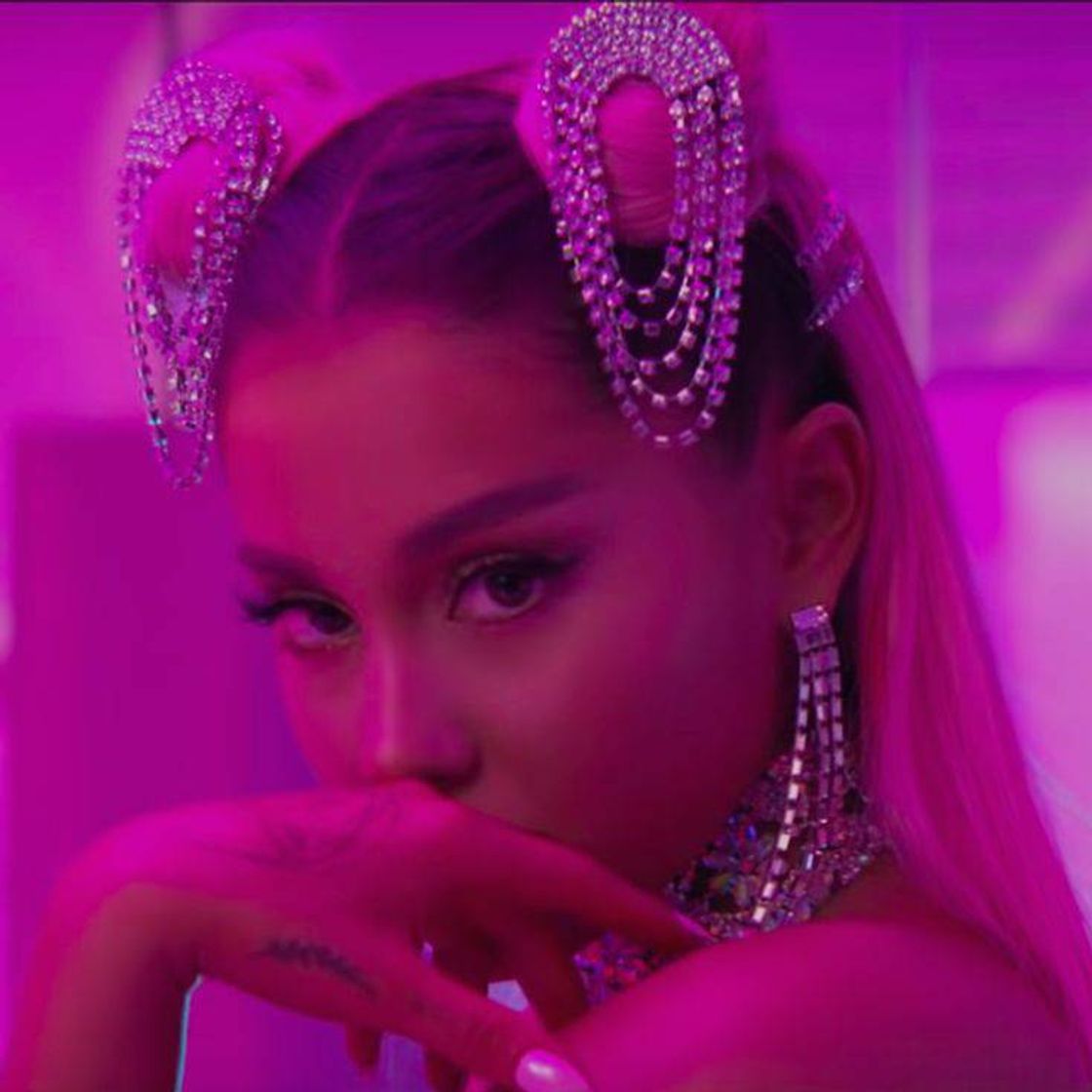 Canción 7 rings