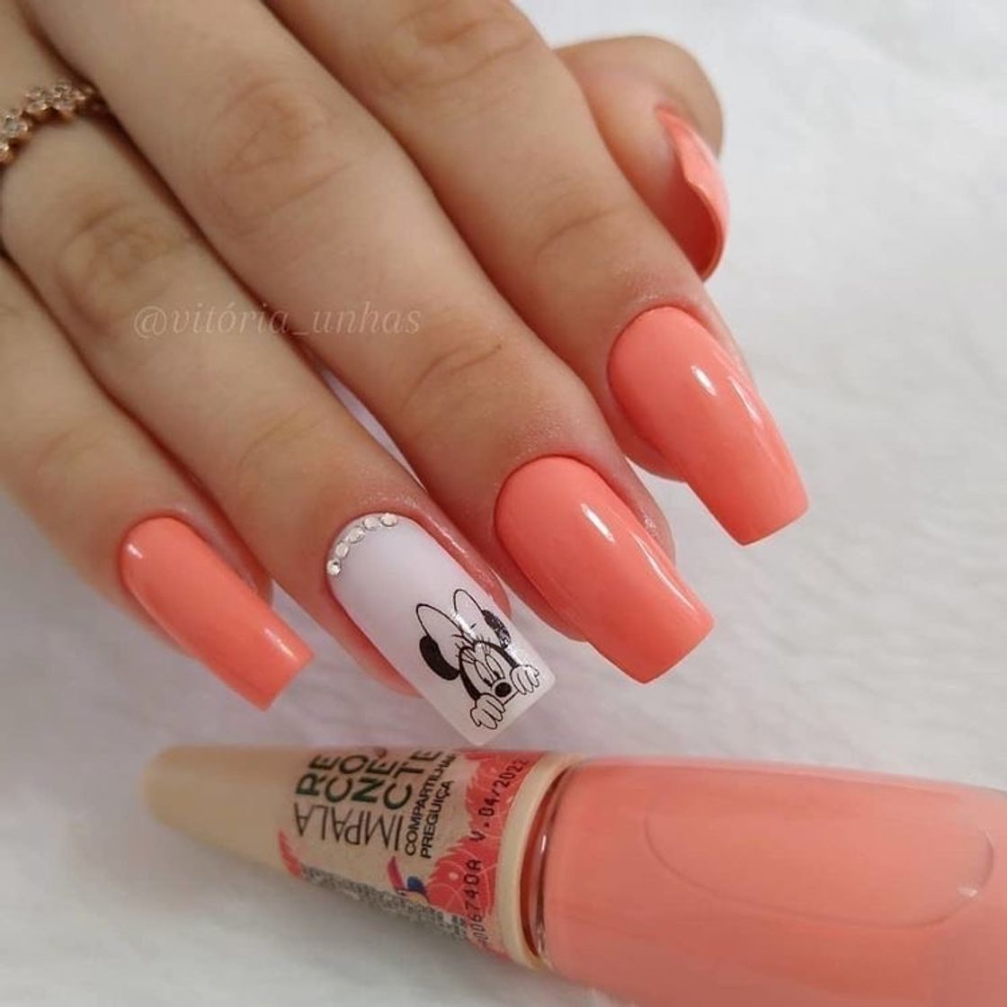 Moda Nail