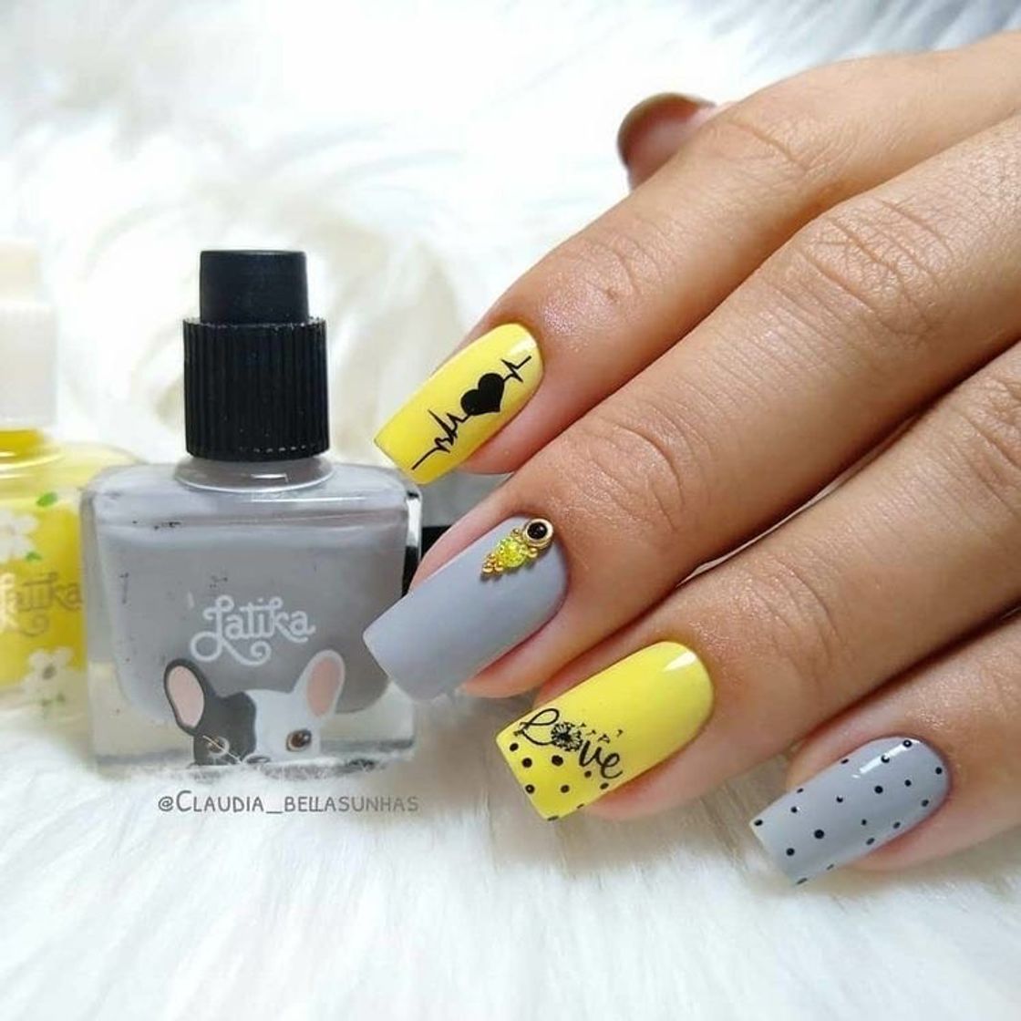 Moda Nail 