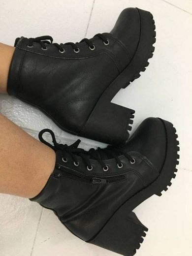 Sapato estilo emo preto