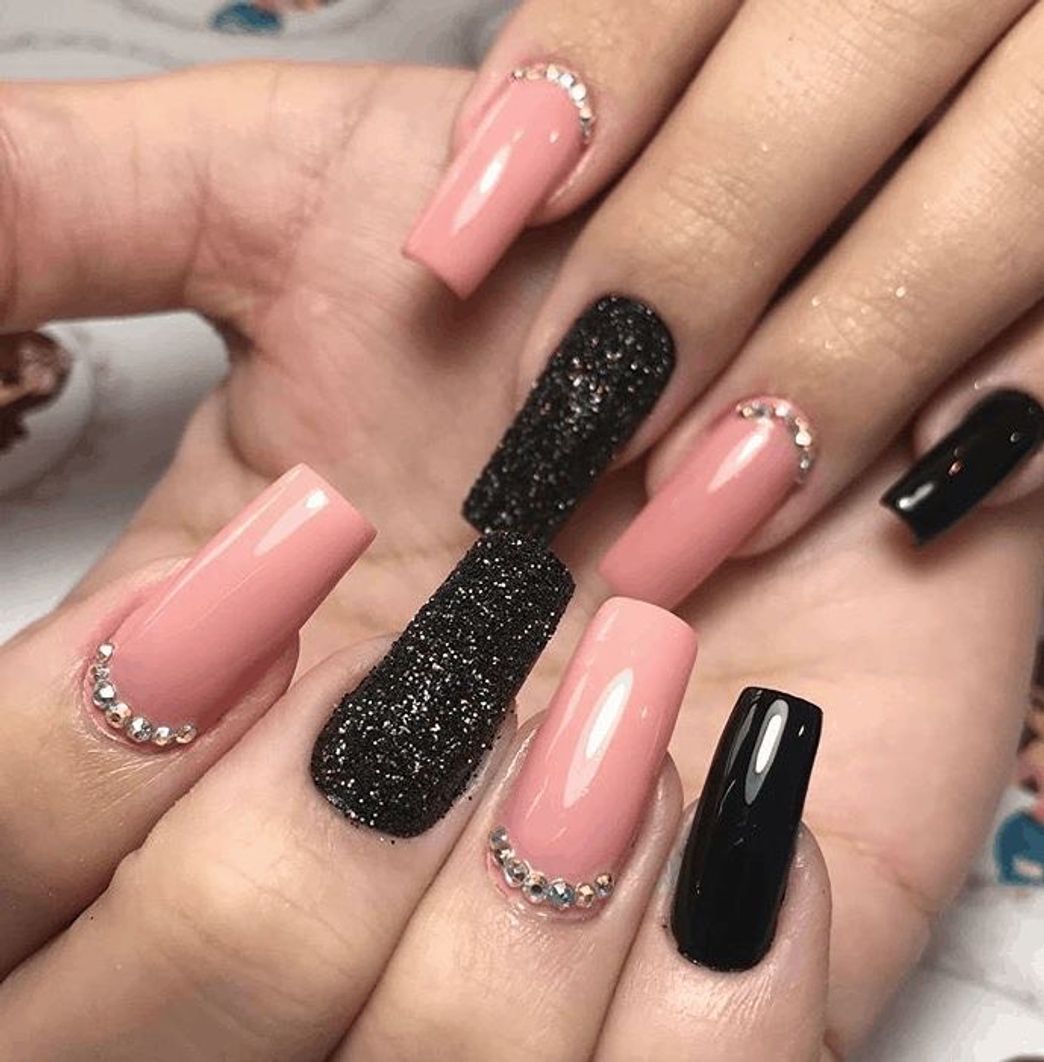 Moda Pra quem ama as mais decoradas 💅🏻🥰