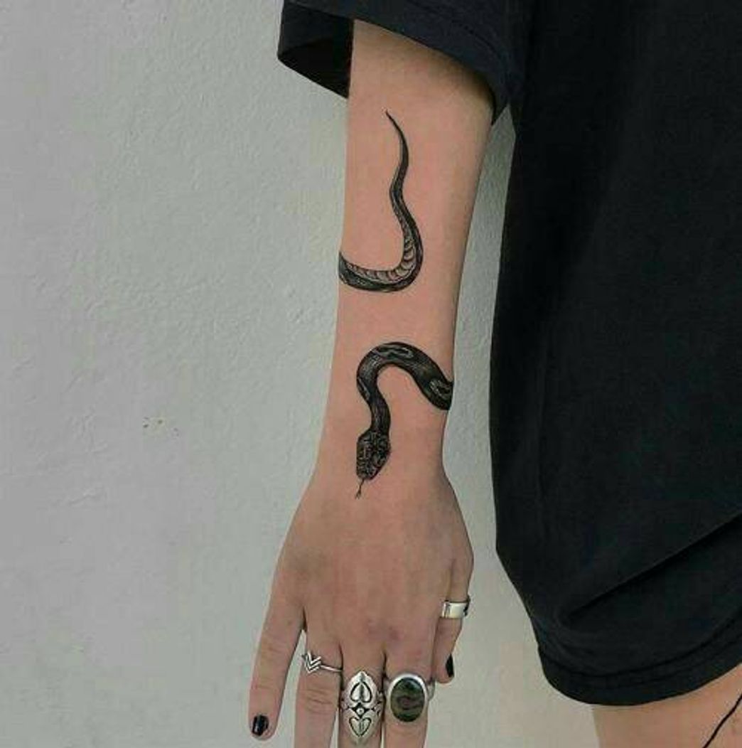 Fashion Tatuagem no braço 