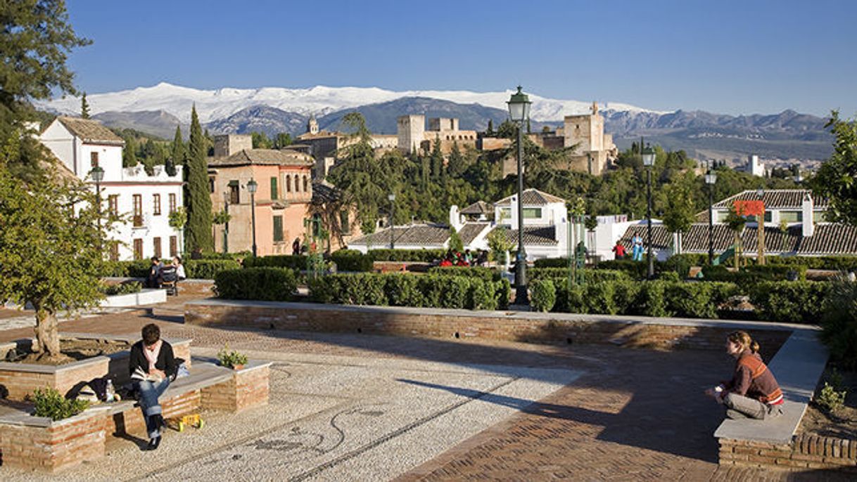 Place Plaza Mirador de San Cristóbal