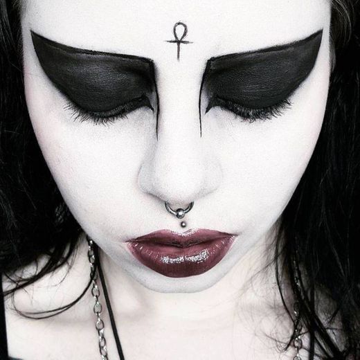 makeup ideas alternative gothic