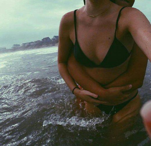 Abraço no mar 🌊❤️