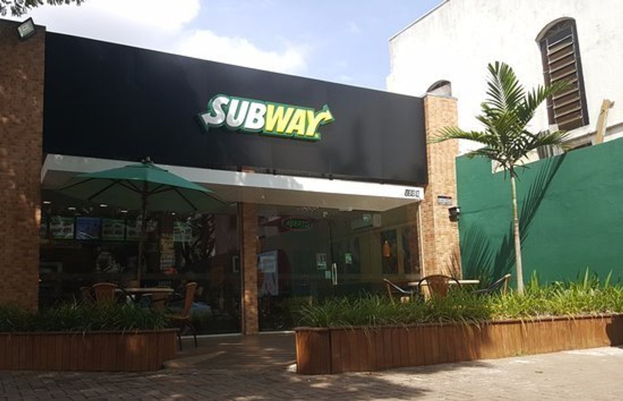 Restaurants Subway